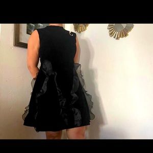 Queenia Velvet sleeveless black dress size L and new